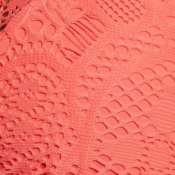 Kenneth Cole Reaction Rock Royalty Coral Halter Bikini Top (D-Cup) - Picture 4 of 7